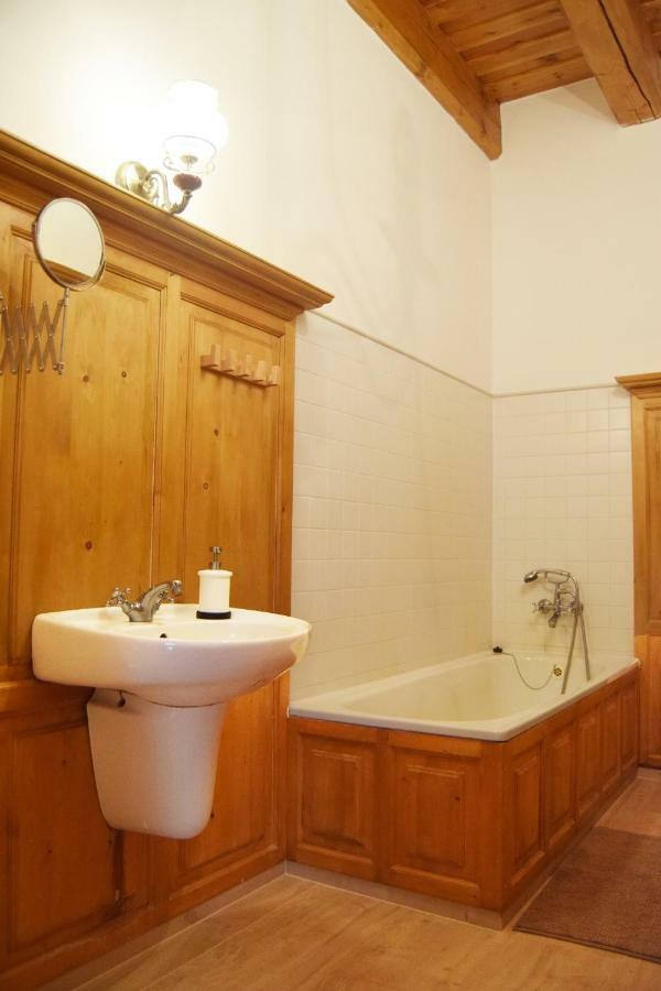 Bucicky Mlyn Hotel Rozdalovice Bagian luar foto