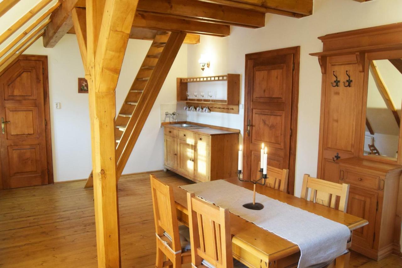 Bucicky Mlyn Hotel Rozdalovice Bagian luar foto
